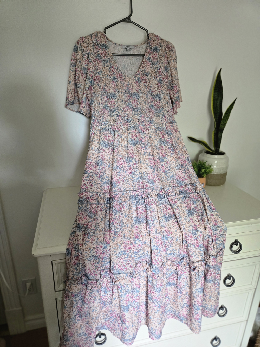 Pretty Pink & Blue Floral Tiered Midi Dress 💕